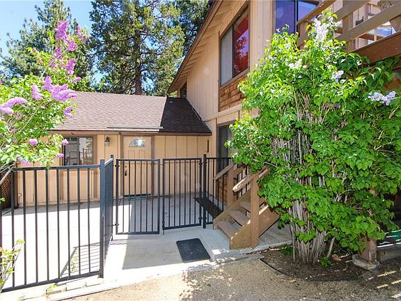 4th image of 1226 Alta Vista Ave
