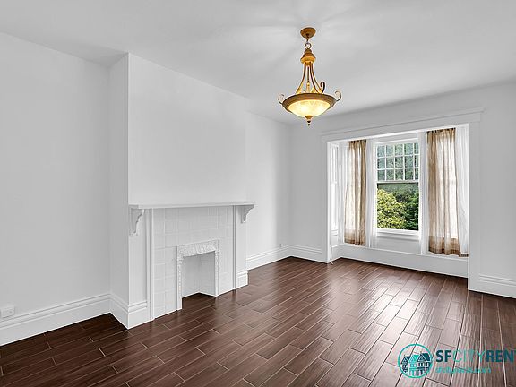 3rd image of 1329 Oak St #A