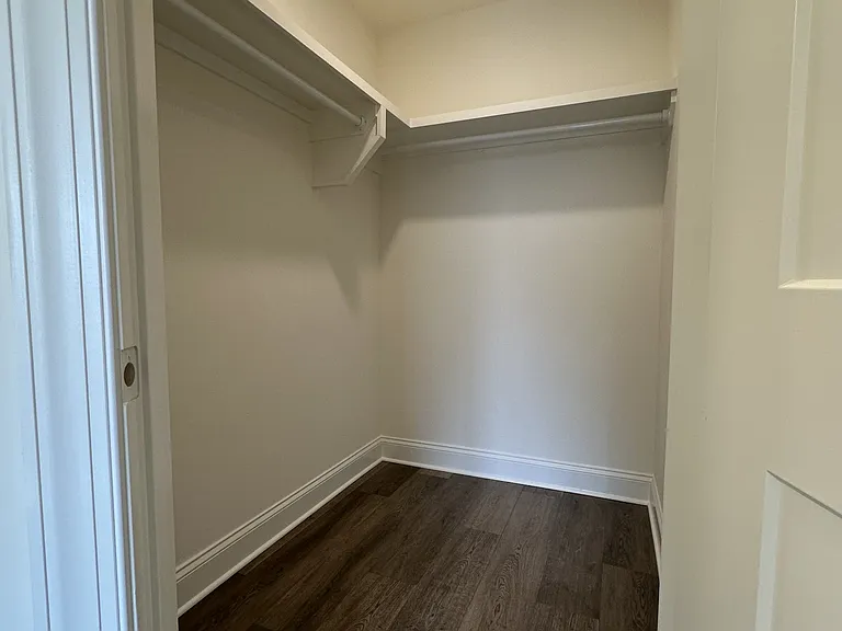 218B Myatt Dr — Photo 7