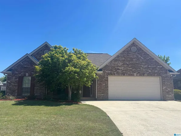 221 Queens Gate, Maylene, AL 35114