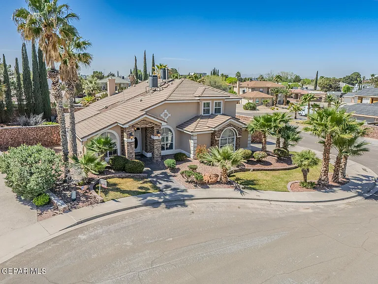 2066 Paseo Del Prado Dr — Photo 49