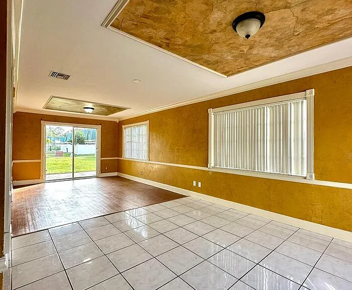 5826 Whiting Ct — Photo 12