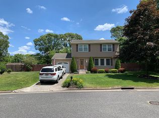 21 Isaacs Ln, Egg Harbor Township, NJ 08234