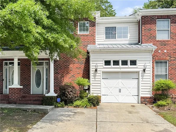 1004 Christiana Cir, Portsmouth, VA 23703