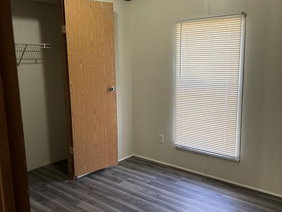 4th image of 4858 Monteray Dr #5
