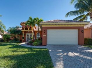 14620 Laguna Dr, Fort Myers, FL 33908