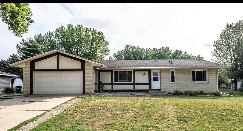 1st image of 845 Cortland Dr