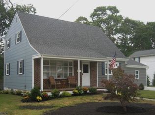 2047 N Shepherd Dr, Northfield, NJ 08225