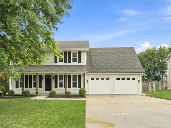 1366 Wildbriar Dr, Liberty, MO 64068