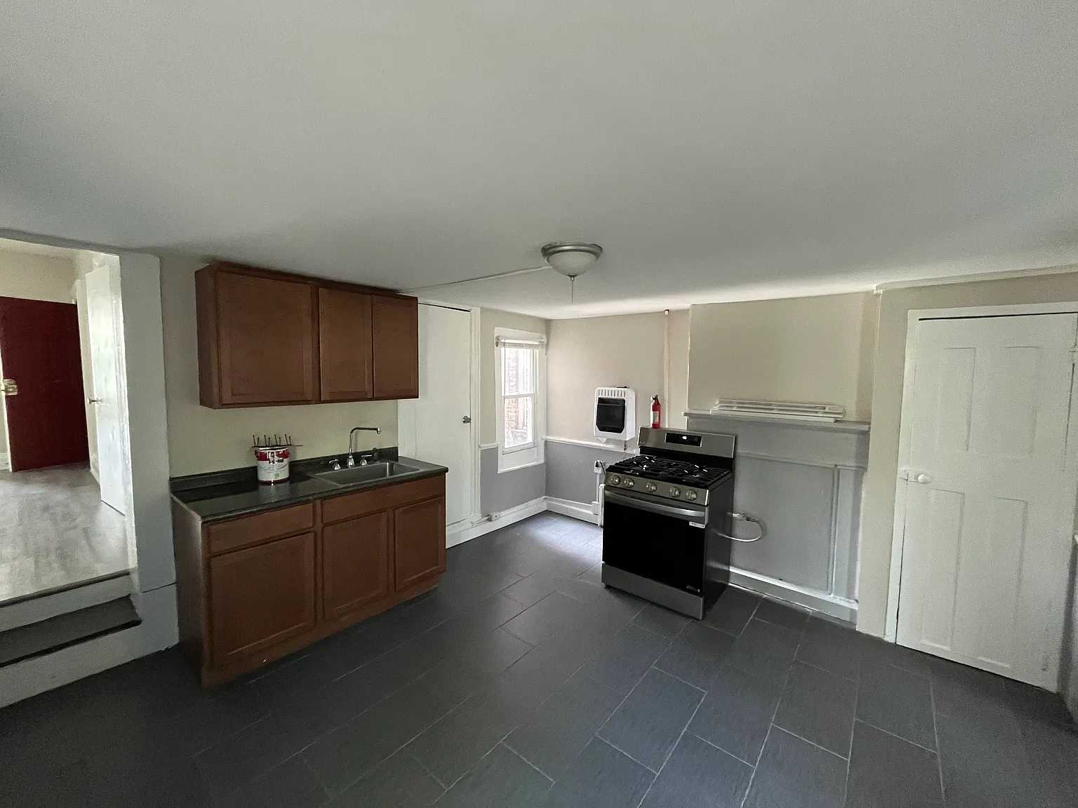 3 bed, $1,500 — Photo 3