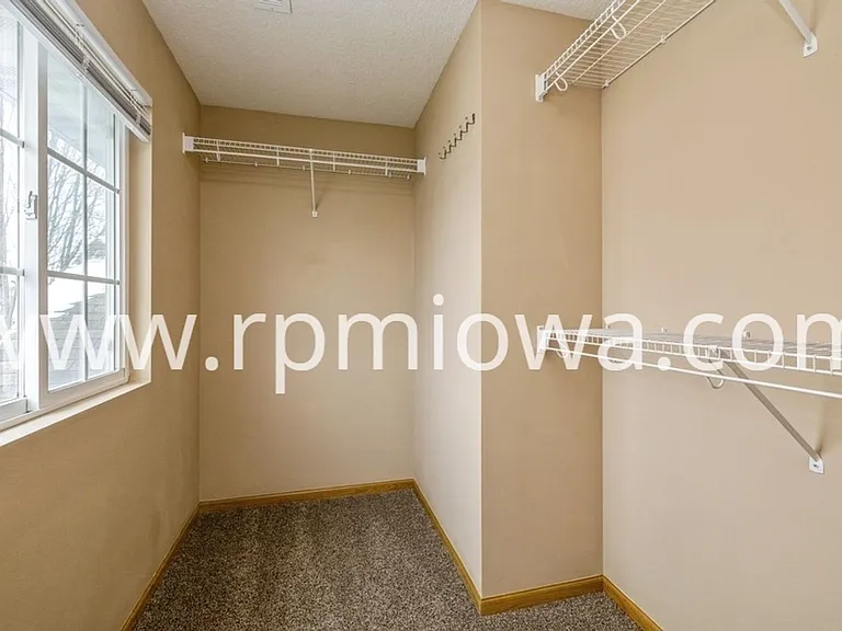 9315 Kingman Dr — Photo 2