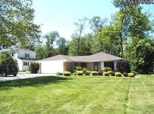 770 Bishop Rd, Highland Heights, OH 44143