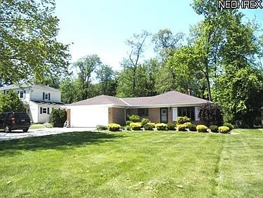 770 Bishop Rd photo 1