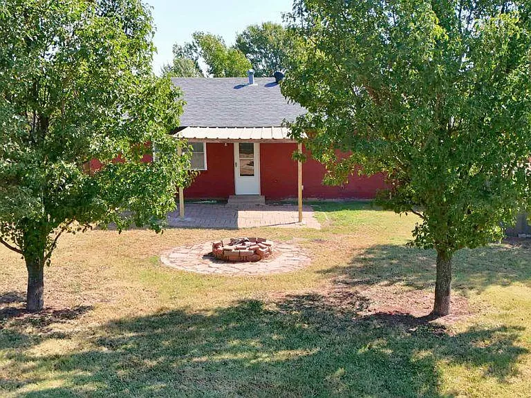 603 Seminole Dr — Photo 18