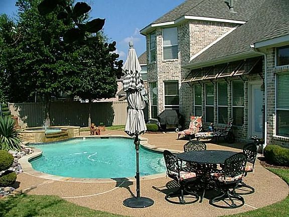 4th image of 1816 Cypress Point Dr