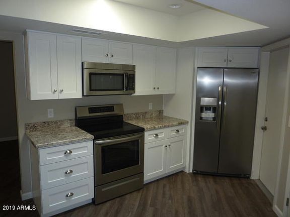 3rd image of 10831 S Shoshoni Dr