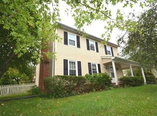 5715 Broadmoor St, Alexandria, VA 22315