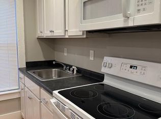 79 Government St #C, Kittery, ME 03904