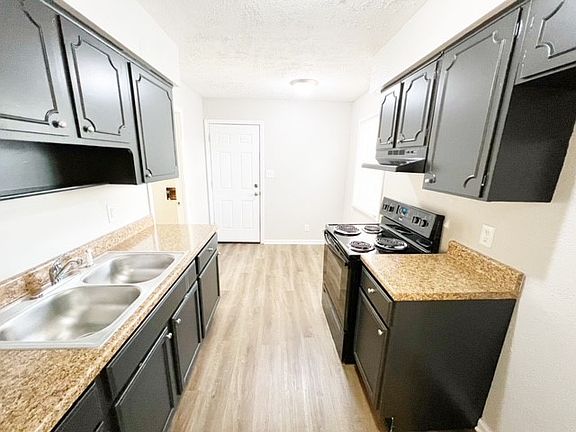 1814DaytonKitchen_04182023