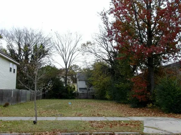 310 W 29th St, Norfolk, VA 23508