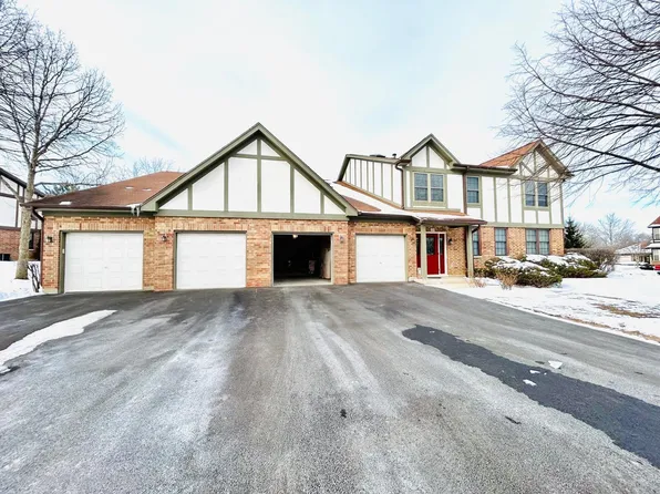 319 Deer Glen Way #2C, Bloomingdale, IL 60108
