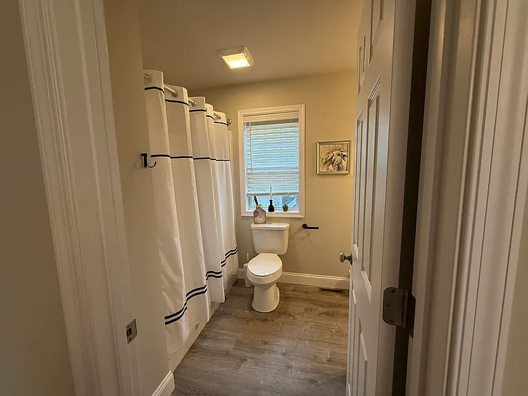 4 Pacific Blvd — Photo 12