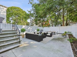 40 Armstrong Ave, Jersey City, NJ 07305