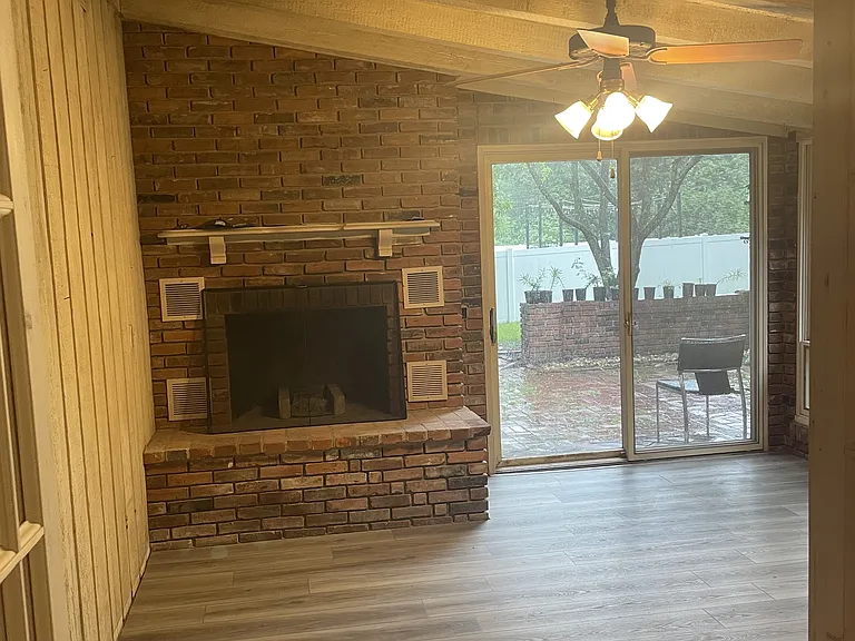 2526 Trossock Ln — Photo 17