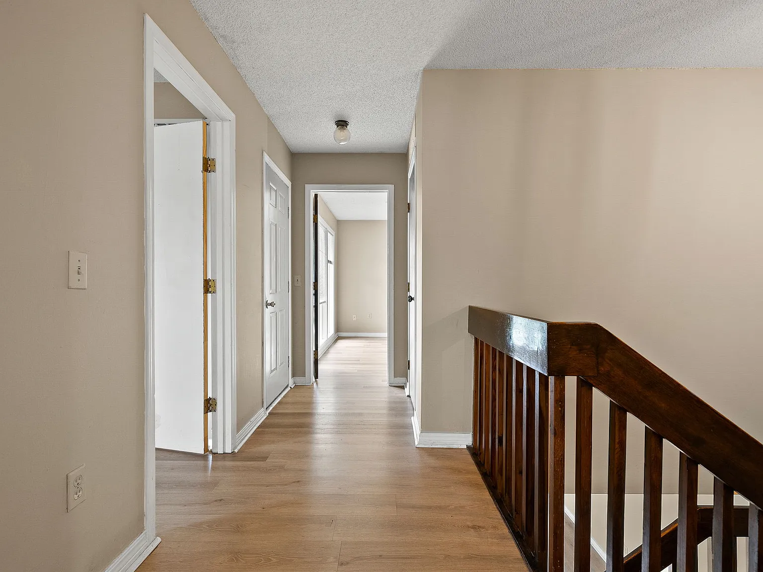Rustic Woods Townhomes - E1 — Photo 4