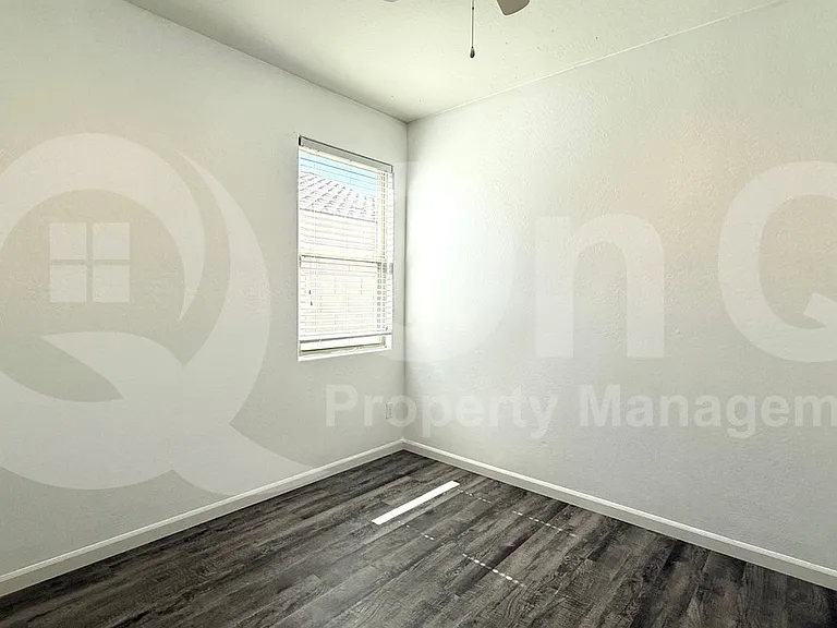 3756 N 298th Ave — Photo 17