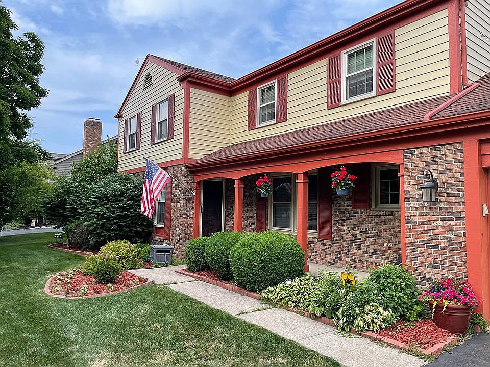 1st image of 637 Oak Knoll Dr
