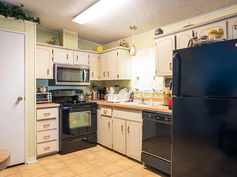 14 Jacaranda Ln — Photo 16