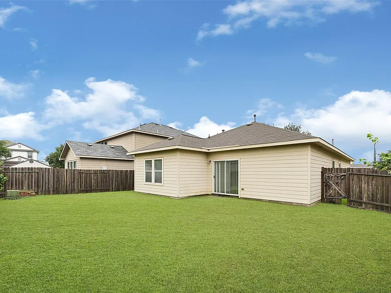 11015 Harston Dr — Photo 23