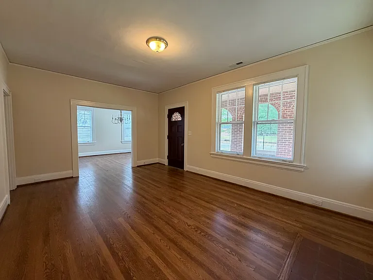 304 Atlantic Christian Col Dr W — Photo 6
