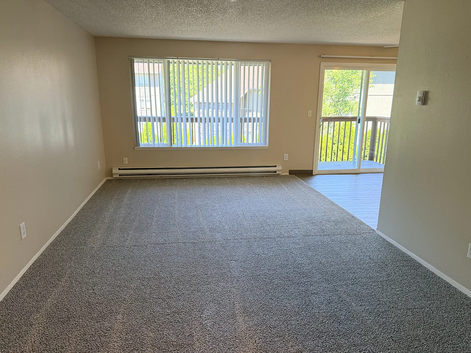 Stafford Court Apartments — Photo 3