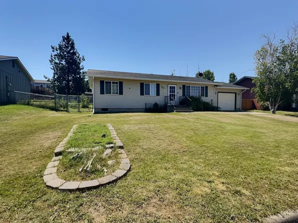305 19th Ave W, Polson, MT 59860