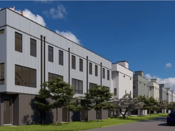 118 W Gillis St #4, Traverse City, MI 49684