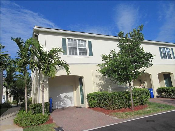 2nd image of 717 SW 2nd Avenue #717