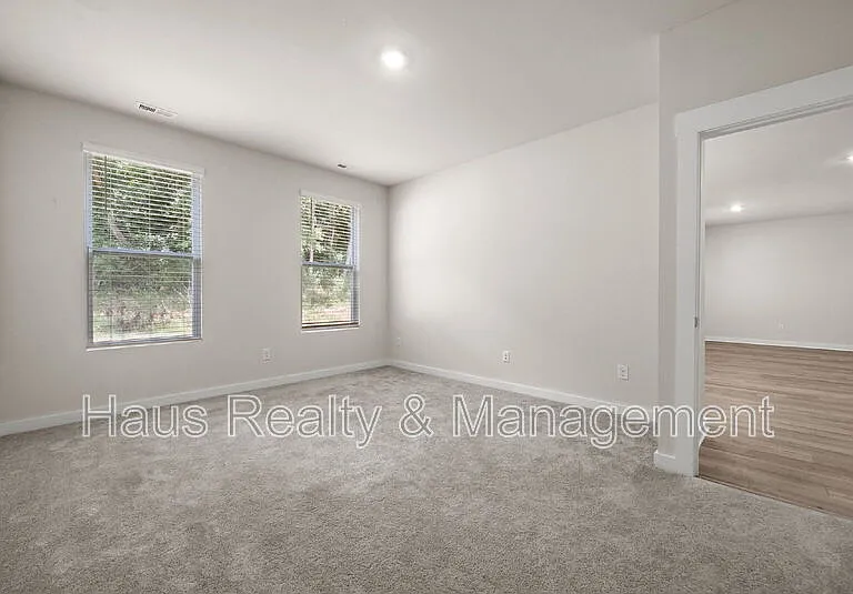 1145 Ross Farms Blvd — Photo 26