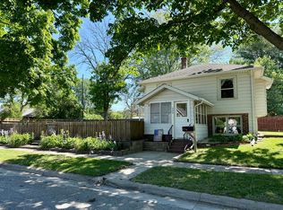 208 N Maple Ave, Ames, IA 50010