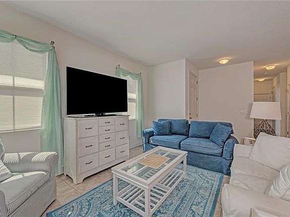 4th image of 8774 Tuscany Isles Dr