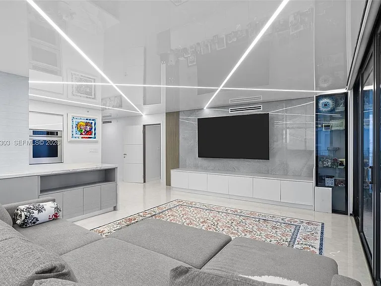 210 174th St #2319 — Photo 6