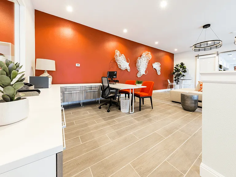 The Estate on Quarry Lake Apartment Homes — Photo 34
