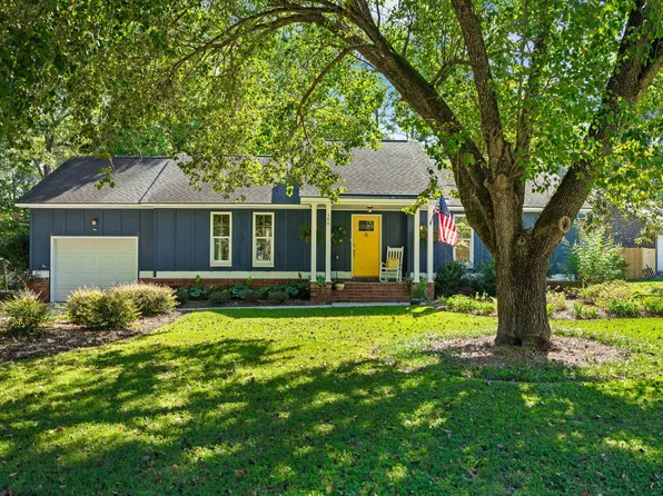 100 Chessington Cir, Summerville, SC 29485