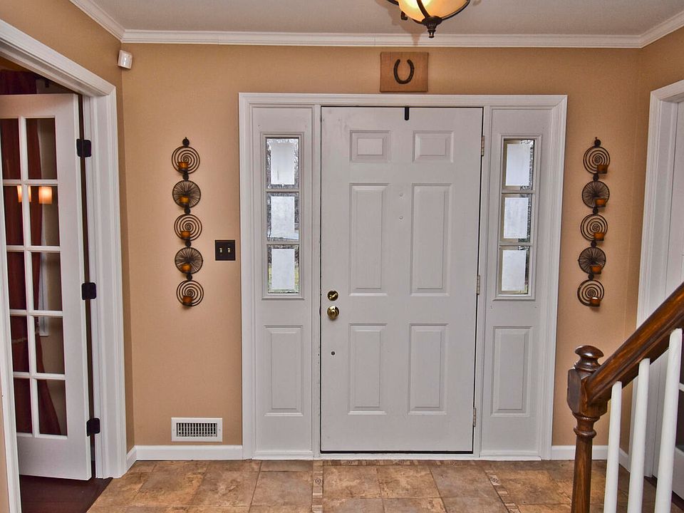 1295 Scotrun Dr, Scotrun, PA 18355 Zillow