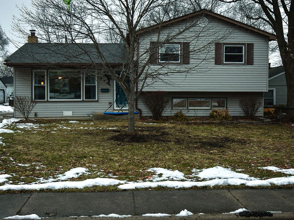 1st image of 434 E Orchard St