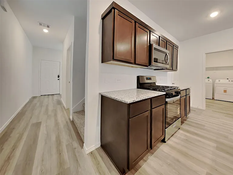 23792 Patchouli Terrace Dr — Photo 3