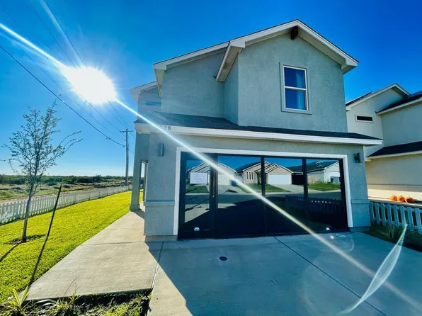 5828 Doctorado Dr, Laredo, TX 78046