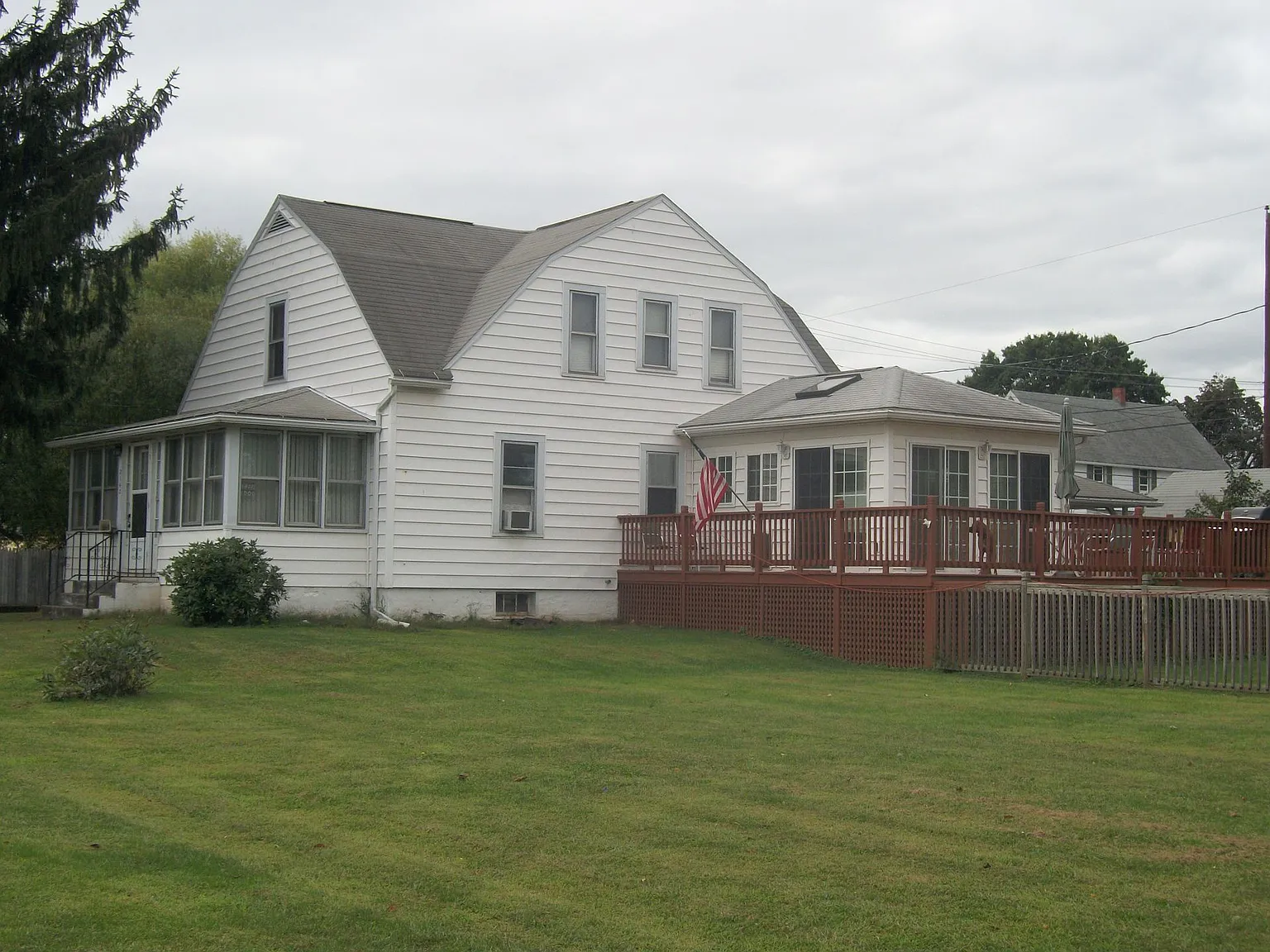 2142 Central Ave photo 1