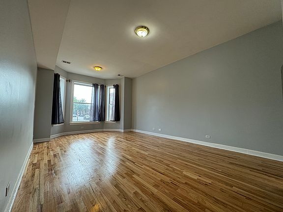 3rd image of 2754 W Washington Blvd #2W